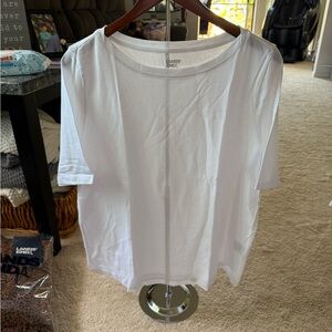 NWT Wm’s Lands' End White Top Perfect For Hot Summer Days